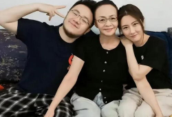 51八卦爆料吃瓜,明星幕后真相，吃瓜群众速来围观！